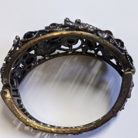 Big Rhinestone Boho Rhinestone Scrolled Bracelet - Picture 6 of 6